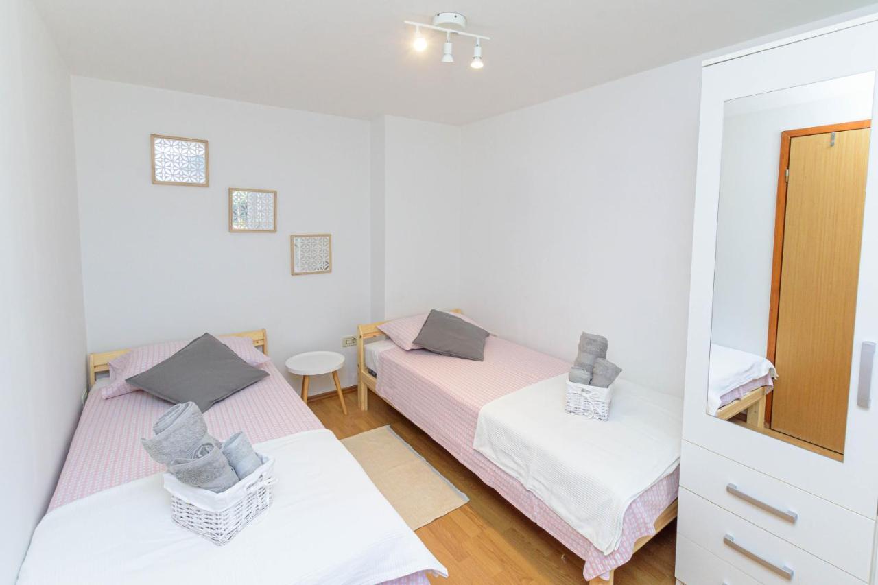 Apartment Dragonja PUY Eksteriør bilde