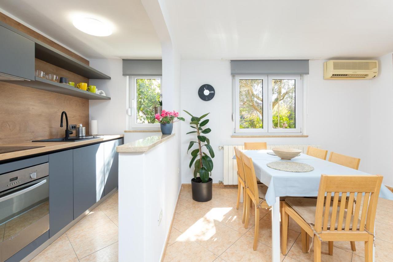 Apartment Dragonja PUY Eksteriør bilde